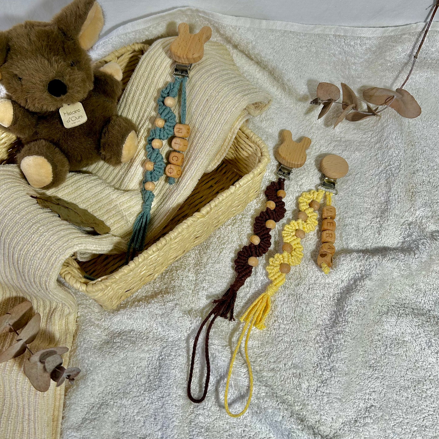 CHUPETERO MACRAMÉ PERSONALIZADO